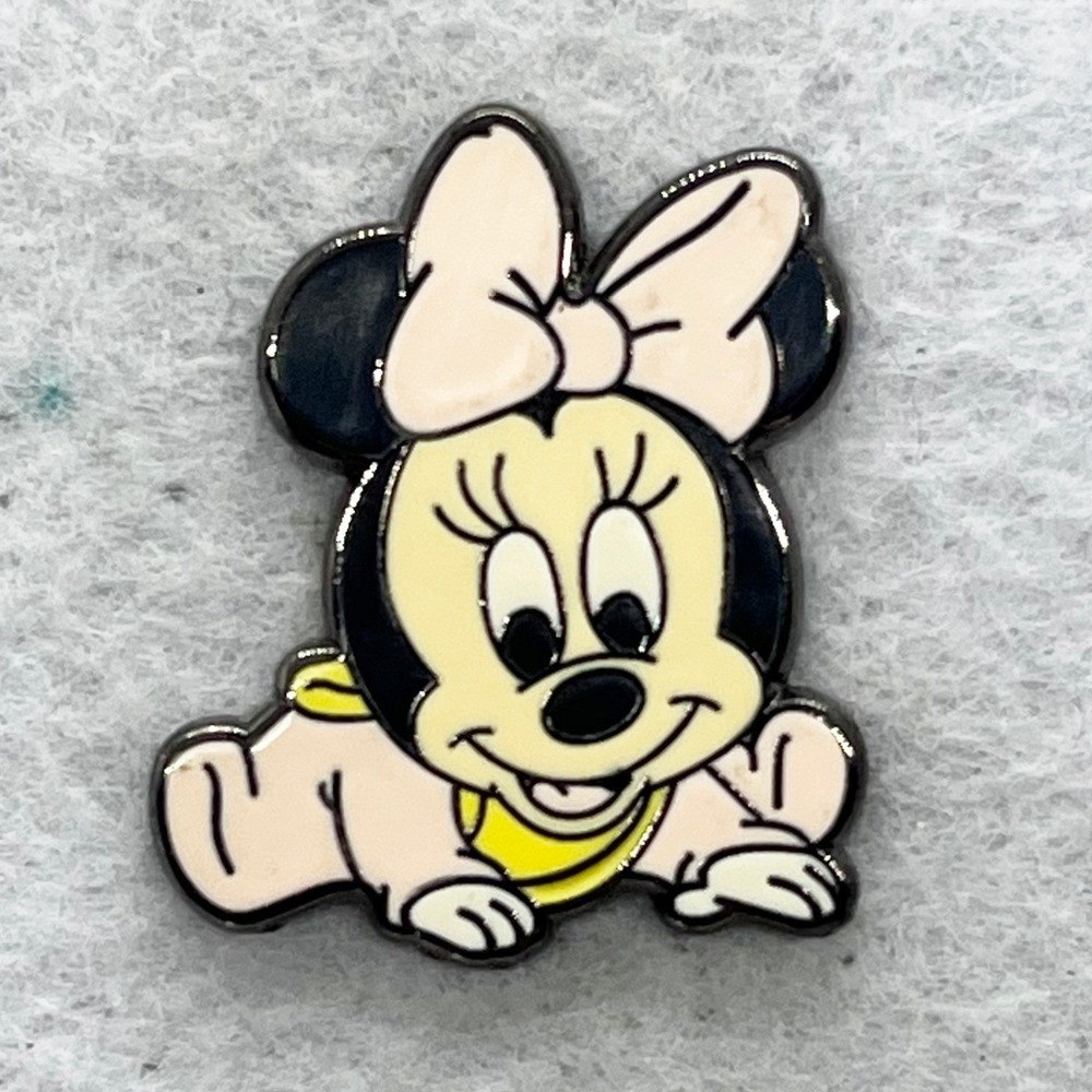 🔮 5/$25 Disney Baby Minnie Mouse Crawling Pin